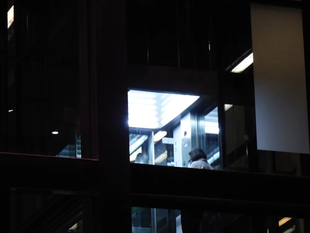 Torres y fachada acristalada del Museo Reina Sofía